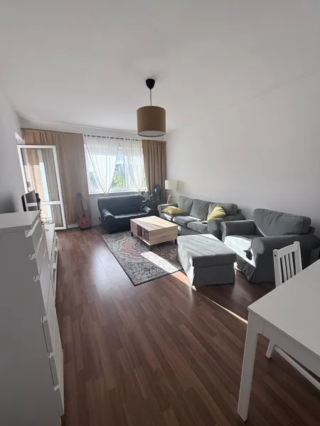 Unmöbilierte 2-Zimmer-Wohnung mit Balkon in Berlin Wedding — photo 1